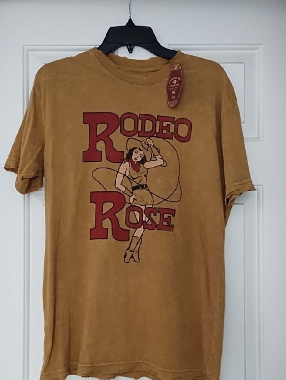 American Highway Rodeo Rose Distressed T Shirt NWT!